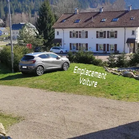 아파트 Au Menilois Entre Montagne Et Foret *