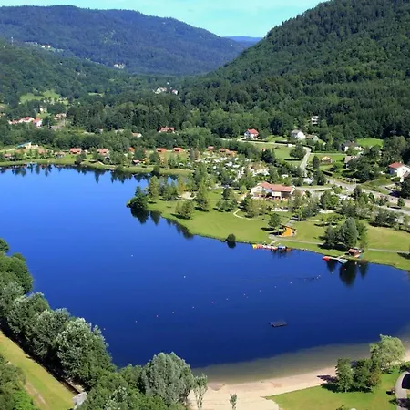 Au Menilois Entre Montagne Et Foret 아파트