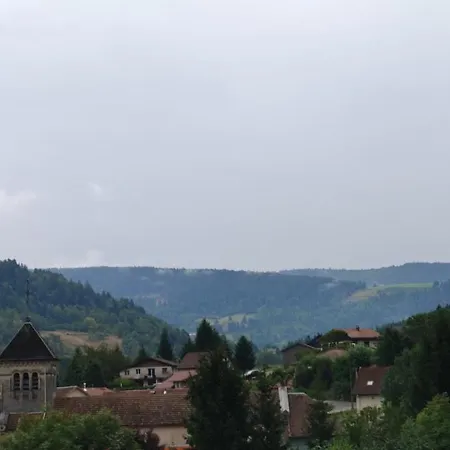 아파트 Au Menilois Entre Montagne Et Foret 코르니몽